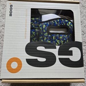 BOGS Blue and Green Camo Boots NWT, Size 8 Toddler